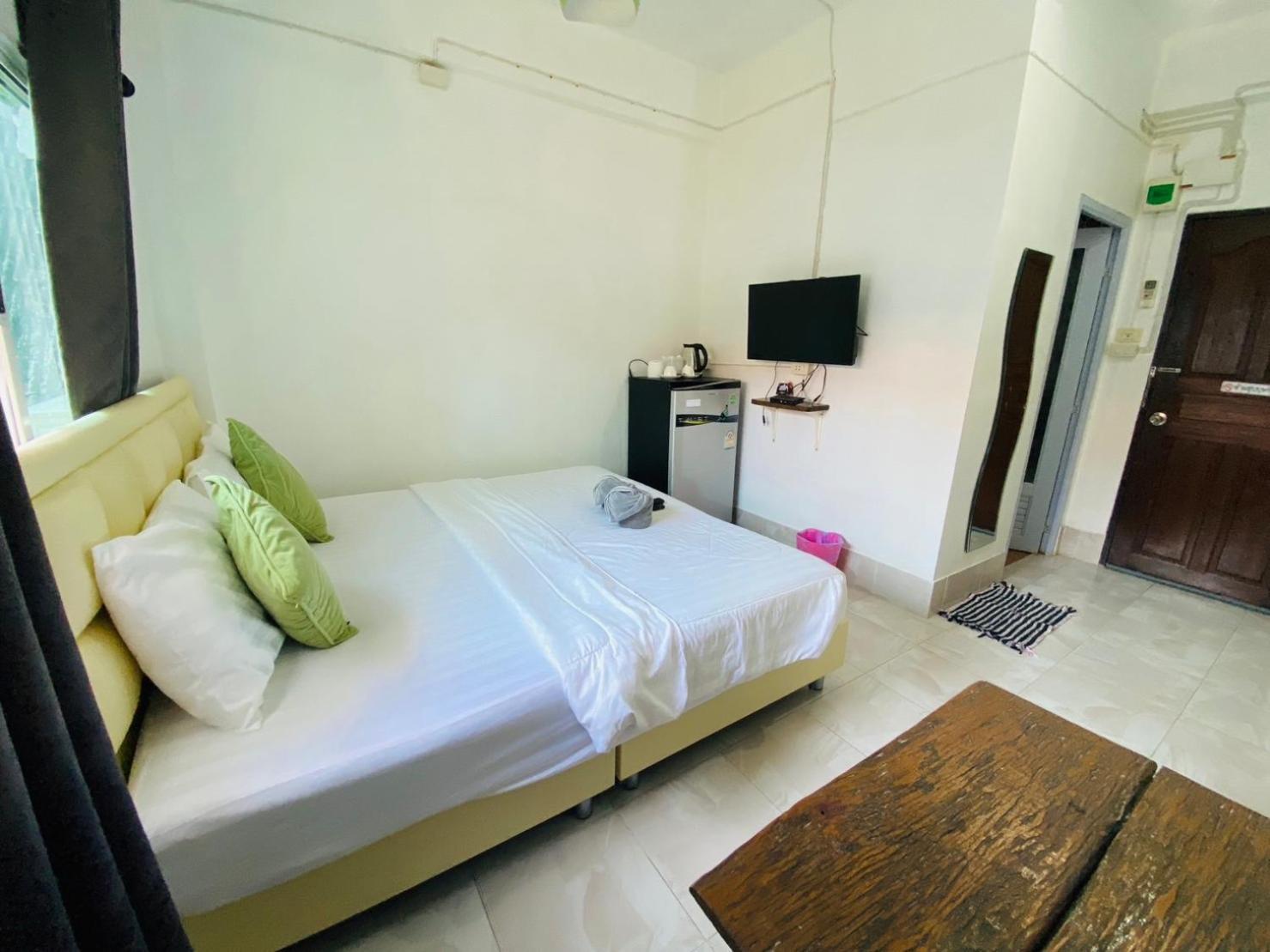 มิสหงส์ เฮาส์ Hotel Koh Samet ภายนอก รูปภาพ