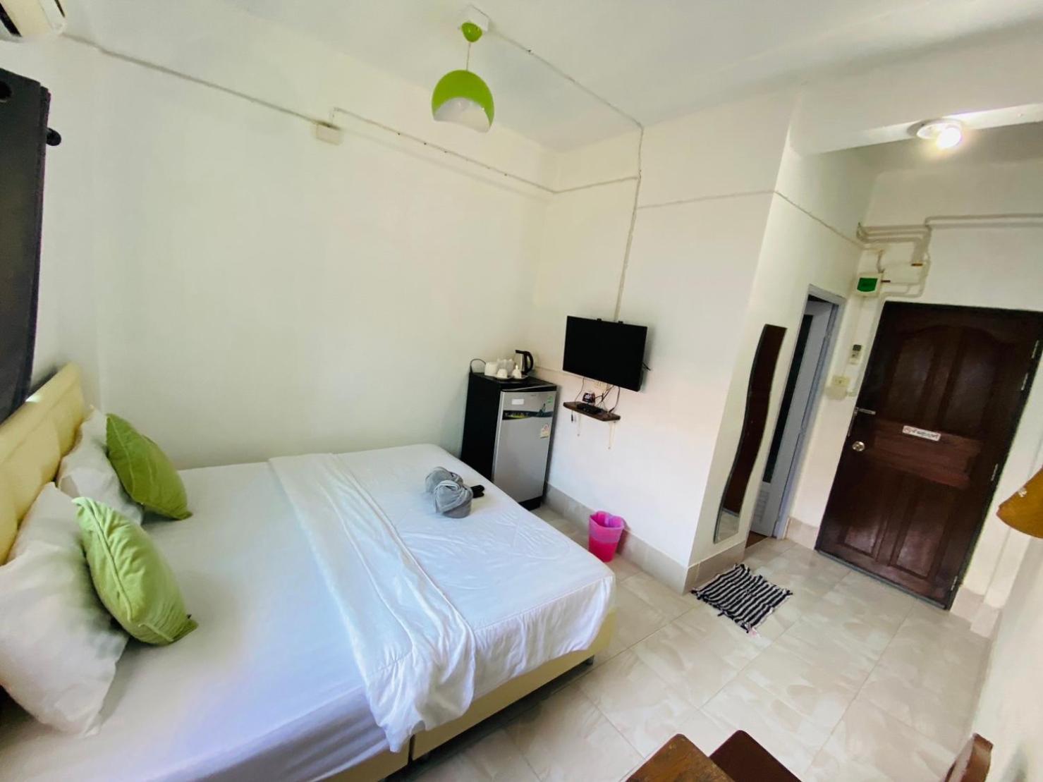 มิสหงส์ เฮาส์ Hotel Koh Samet ภายนอก รูปภาพ