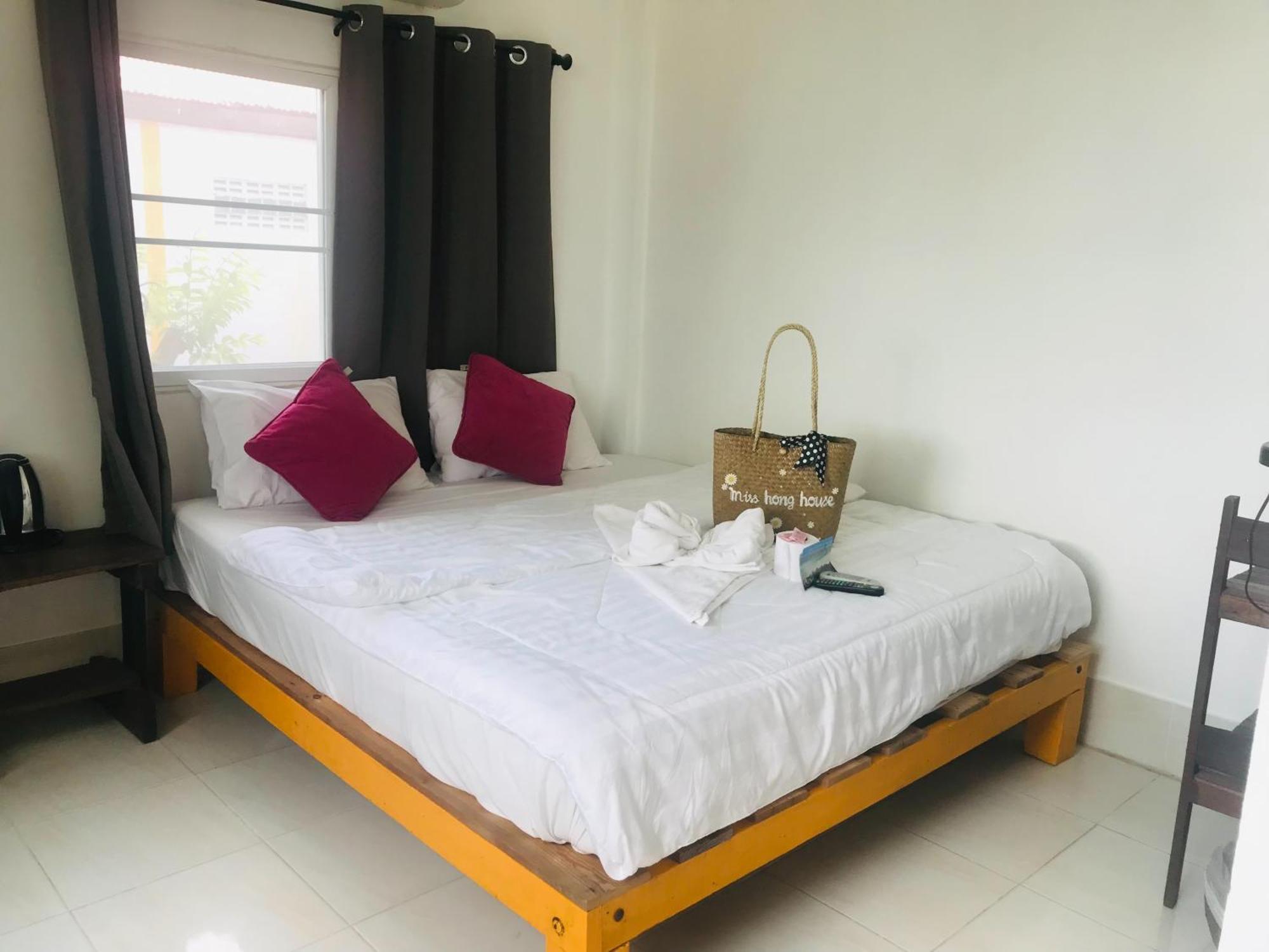 มิสหงส์ เฮาส์ Hotel Koh Samet ภายนอก รูปภาพ